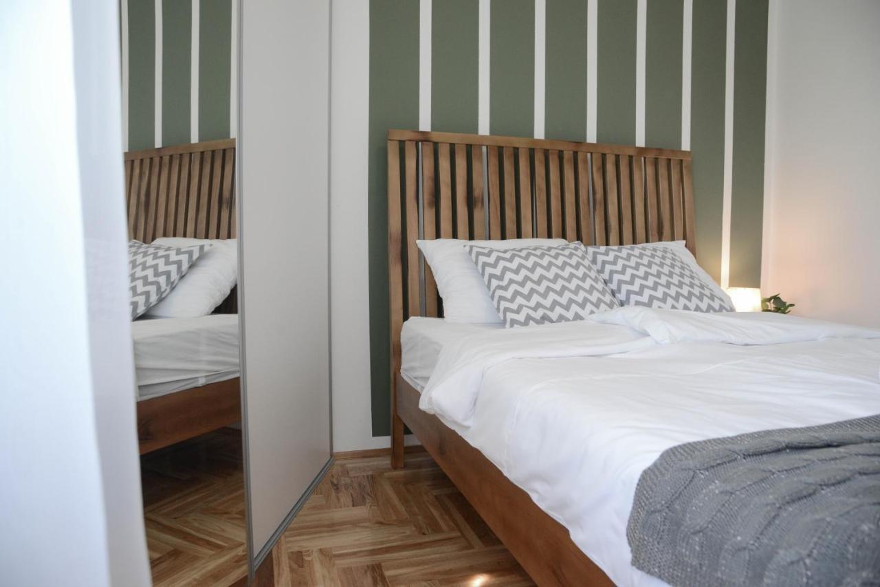 Apartment Dobraya Grey Novi Sad Exteriör bild